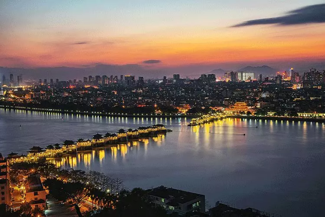 4706.2万！YABO鸭脖环境高质量垃圾转运类设备助力潮州打造城市新面貌