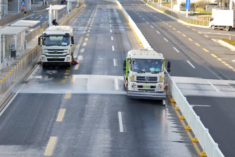 奔赴前线！YABO鸭脖环境环卫装备助力各地打赢疫情防控阻击战！